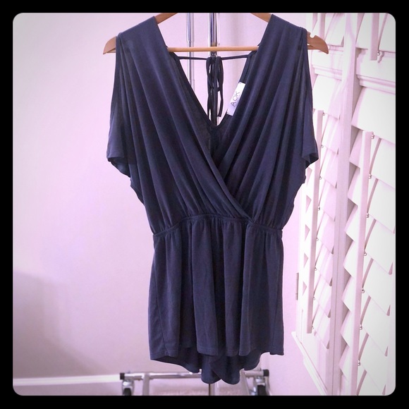 Romper - Picture 1 of 4